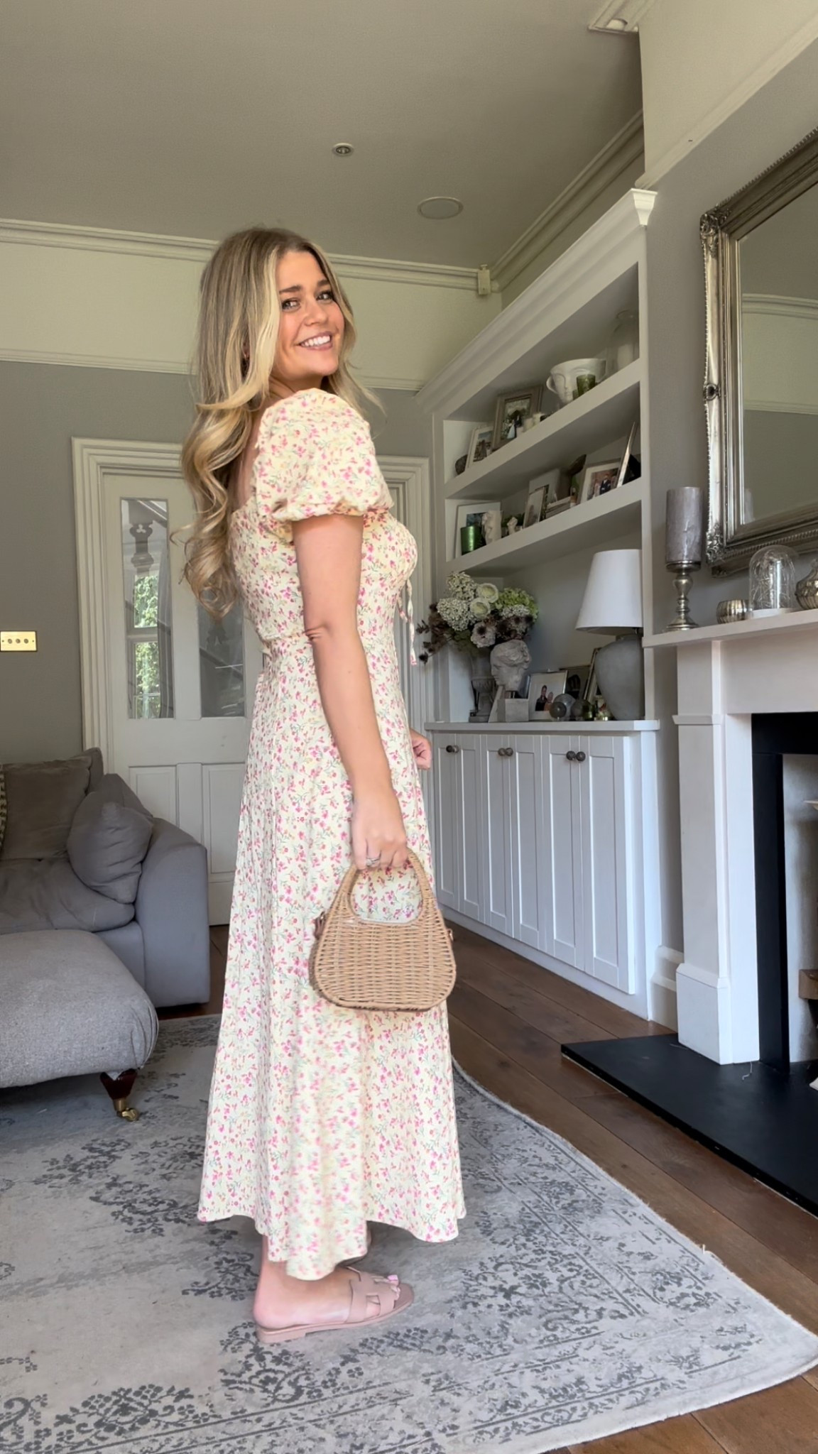 Floral dress 

#LTKsummer #LTKspring #LTKuk