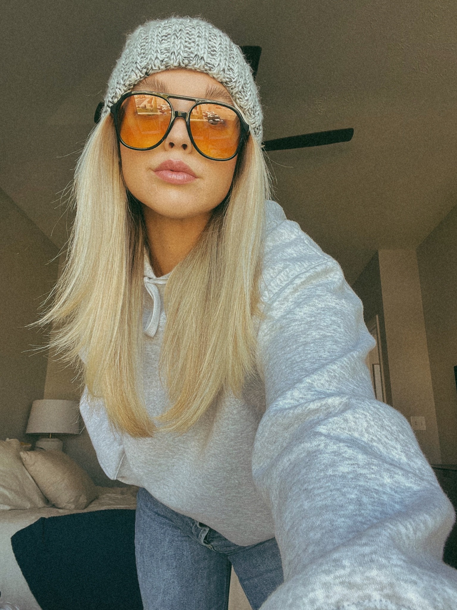 It’s comfy season ⚡️target jeans are my fav!!! (Size down). Hoodie is H&M but does have drawstrings/no pocket- linked similar 🤩

#LTKfit #LTKunder50