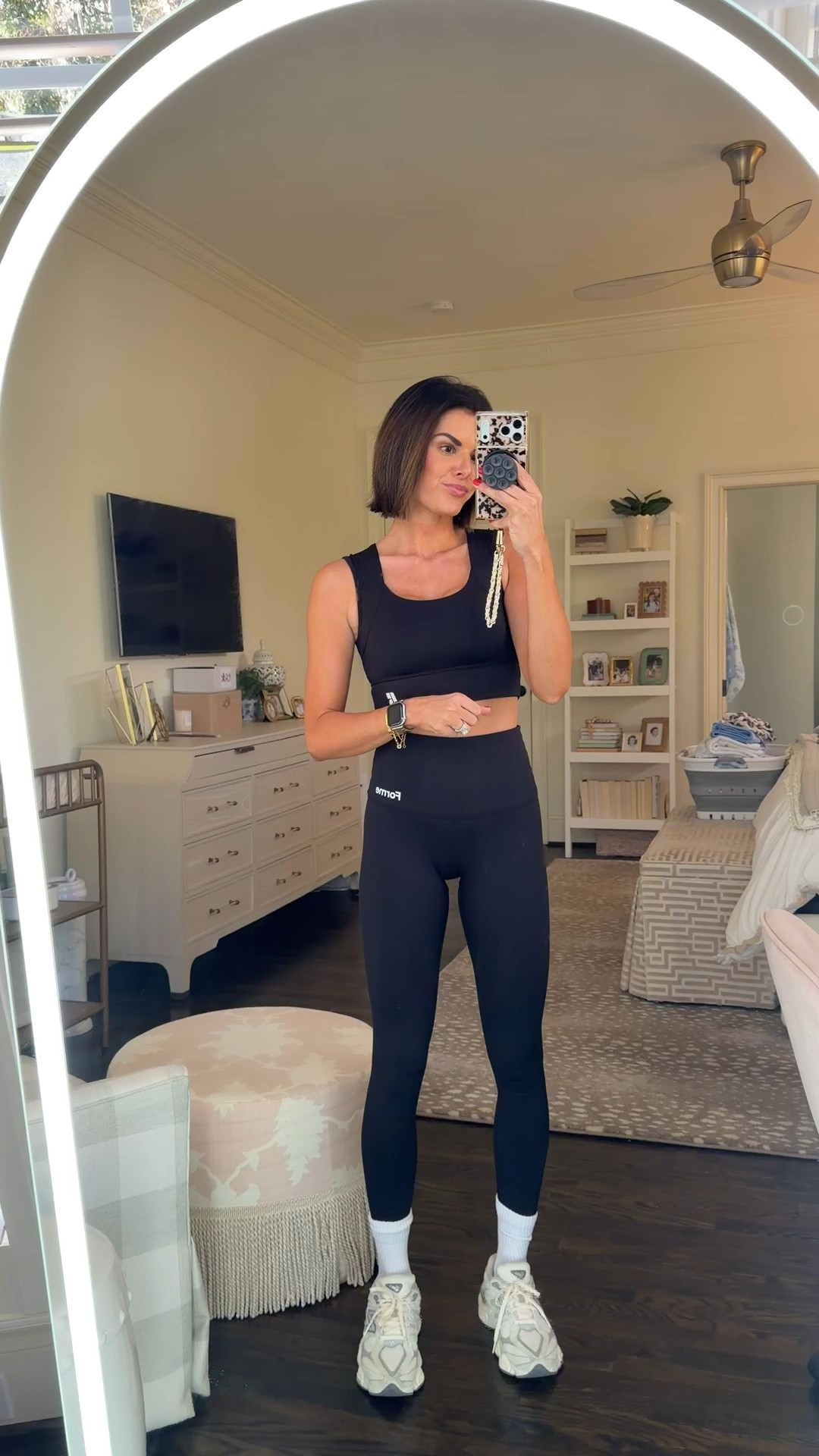 Obsessed with this new @forme.science posture transforming brand that I found! The brand was developed by an orthopedic surgeon to support his mom in her battle against poor posture and compressed lungs caused by cancer. It featured patented technology and FDA-registered designs that engage muscle memory naturally to help improve posture! Wearing size medium in the top and small in the leggings! #formescience #forme #formesciencepartner

#LTKActive #LTKfitnessgoals