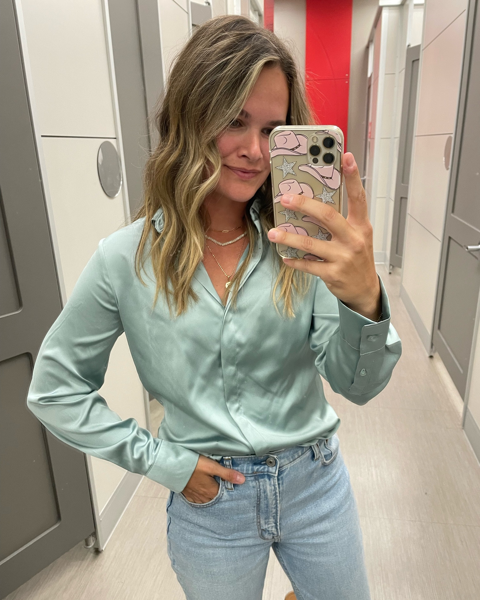 Comment “LINK” to get links sent directly to your messages. These button down tops are so good. Love the quality, fit and available in so many colors. Perfect for work ✨ 
.
#target #targetfashion #targetfinds #workwear #workoutfit #workstyle

#LTKworkwear #LTKfindsunder50 #LTKstyletip