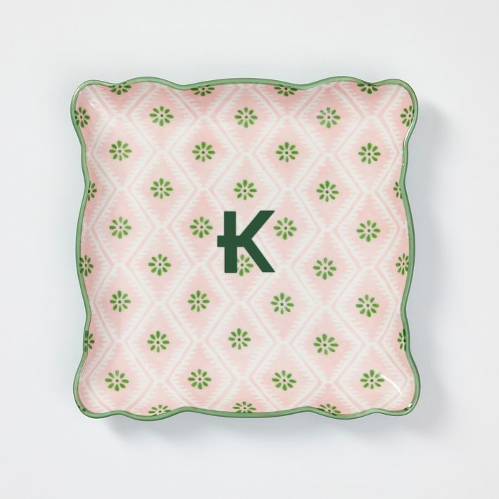 Sanderson Scalloped Ceramic Catchall | Mark and Graham