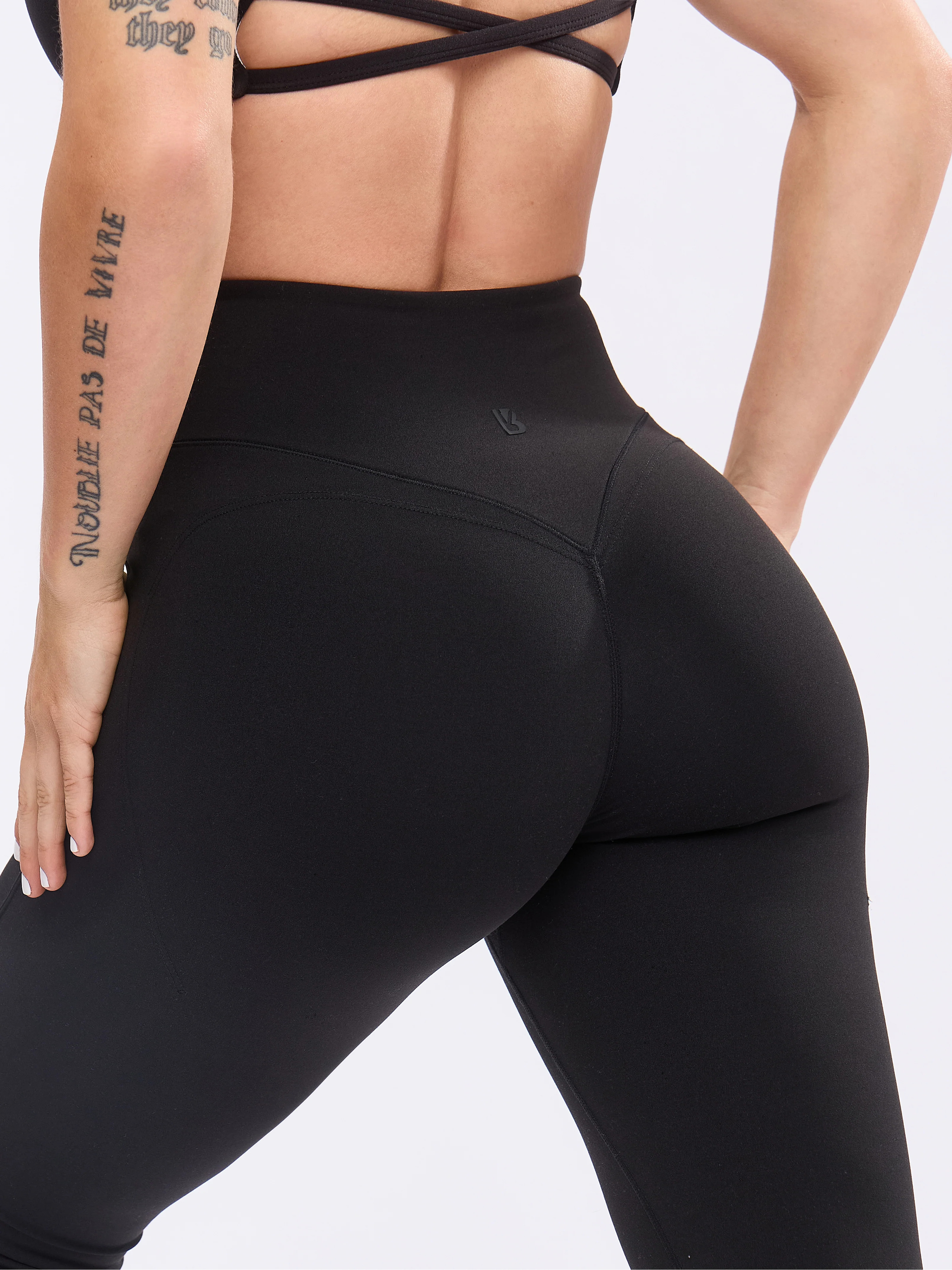 Silhouette Legging - Onyx Black L | Buffbunny