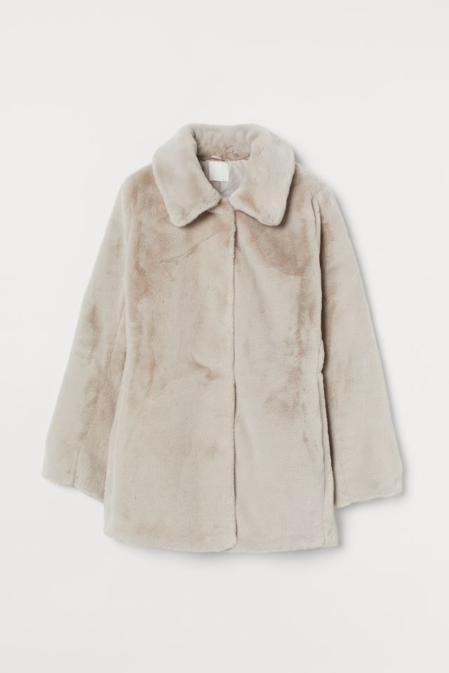 Faux fur coat | H&M (UK, MY, IN, SG, PH, TW, HK, KR)