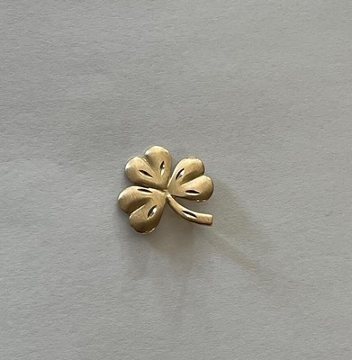 Vintage Michael Anthony 14k Yellow Gold Three Leaf Clover Charm Pendant 1.96g | eBay US