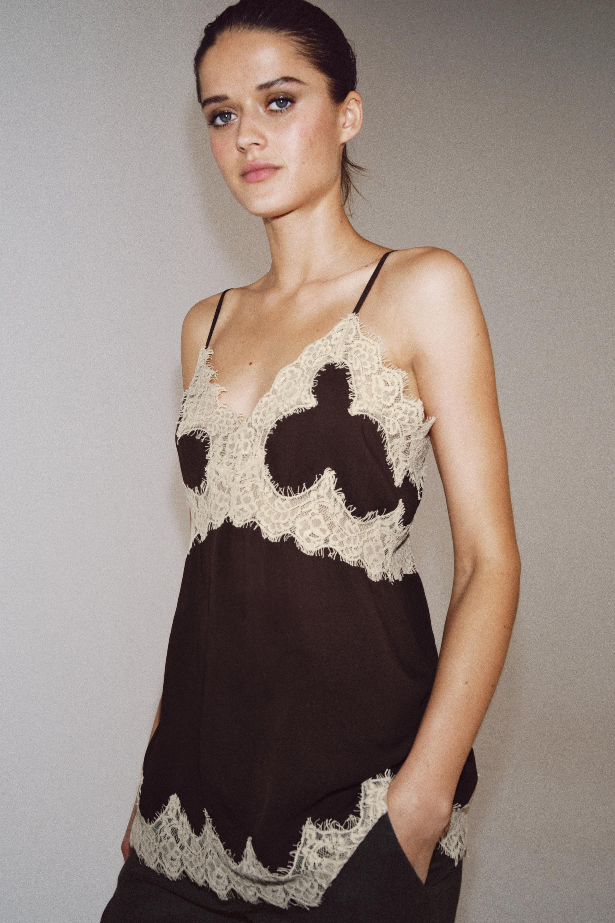 ZW COLLECTION LACE CAMISOLE | Zara Canada