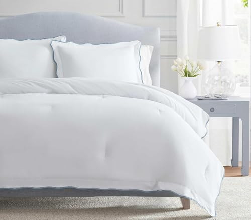 Martha Stewart - King Duvet Cover Set, Crisp & Smooth Bedding with a Cotton Percale Lightweight Feel, Reversible 3 Piece Bed Set with Matching Pillowcases (Simple Scallop Blue) | Amazon (US)