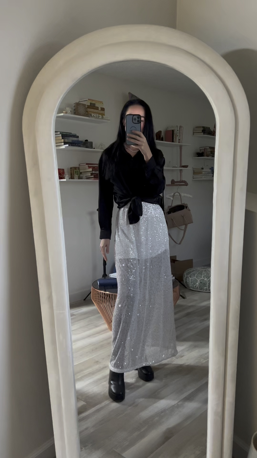 obsessing over this sparkly maxi skirt 🪩🖤🥂