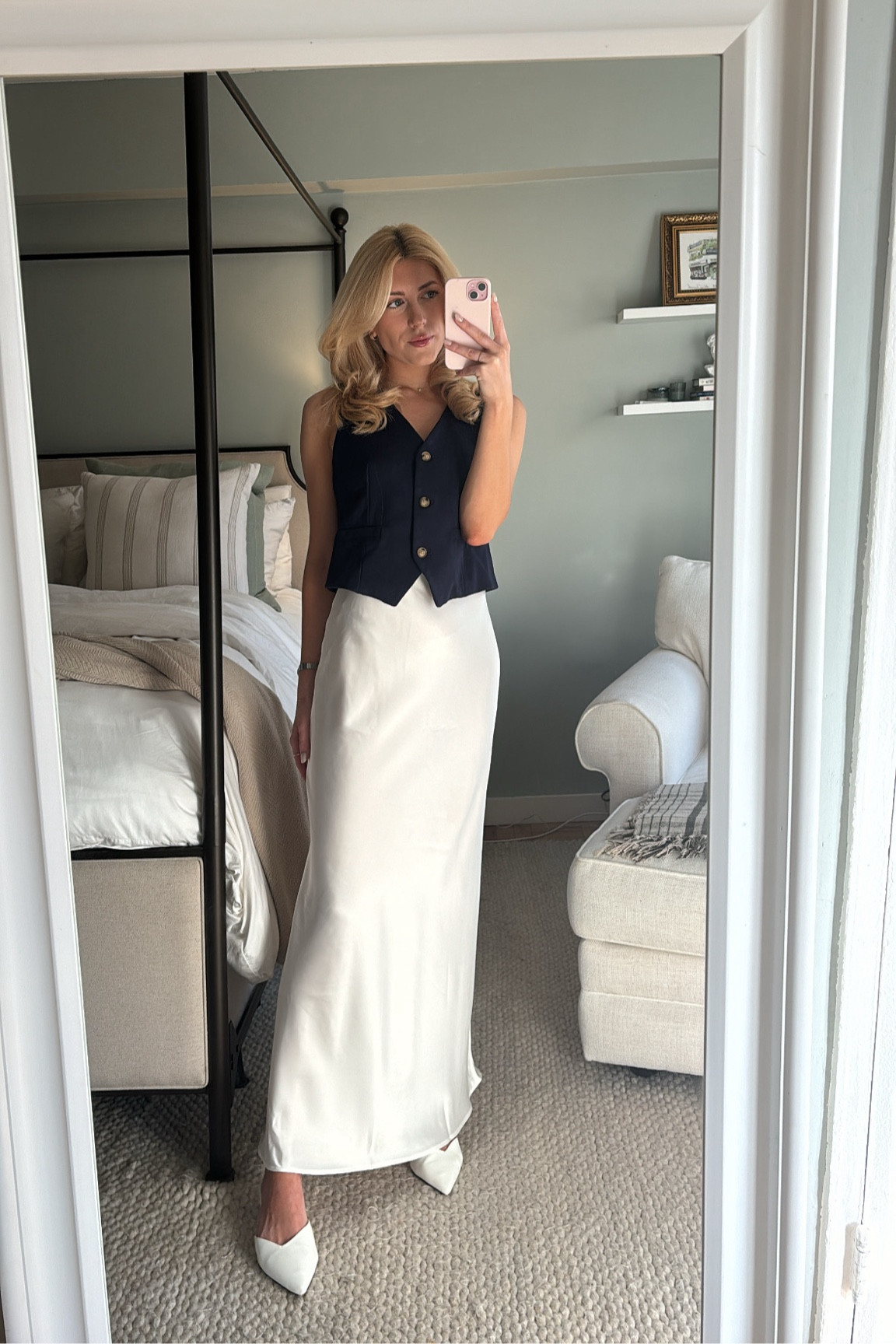 💙🤍 

#LTKWorkwear #LTKFindsUnder50 #LTKStyleTip