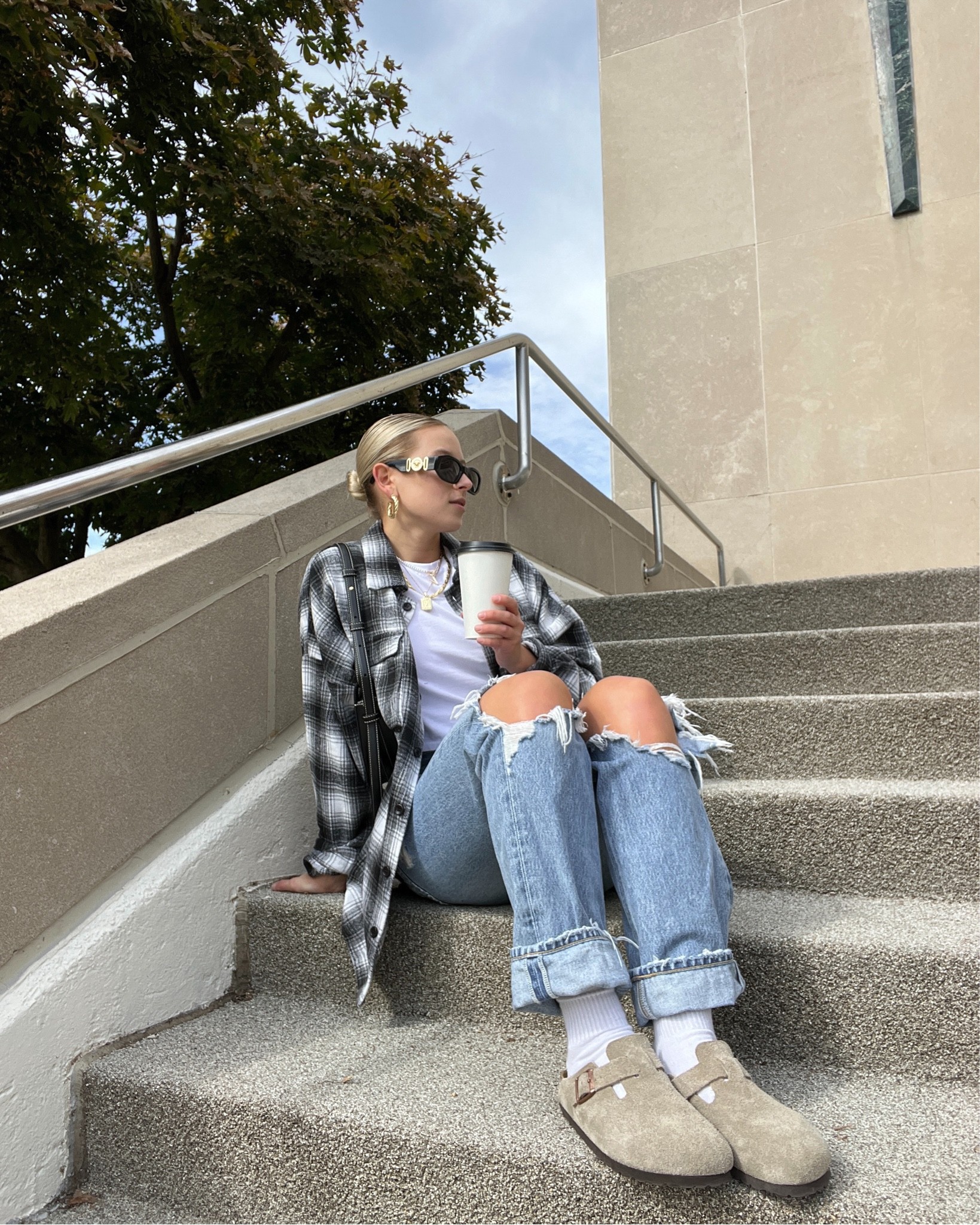 Fall style, fall fashion, fall outfit ideas, fall style inspo, fall flannels, flannel shirts, birkenstock boston, boston clogs