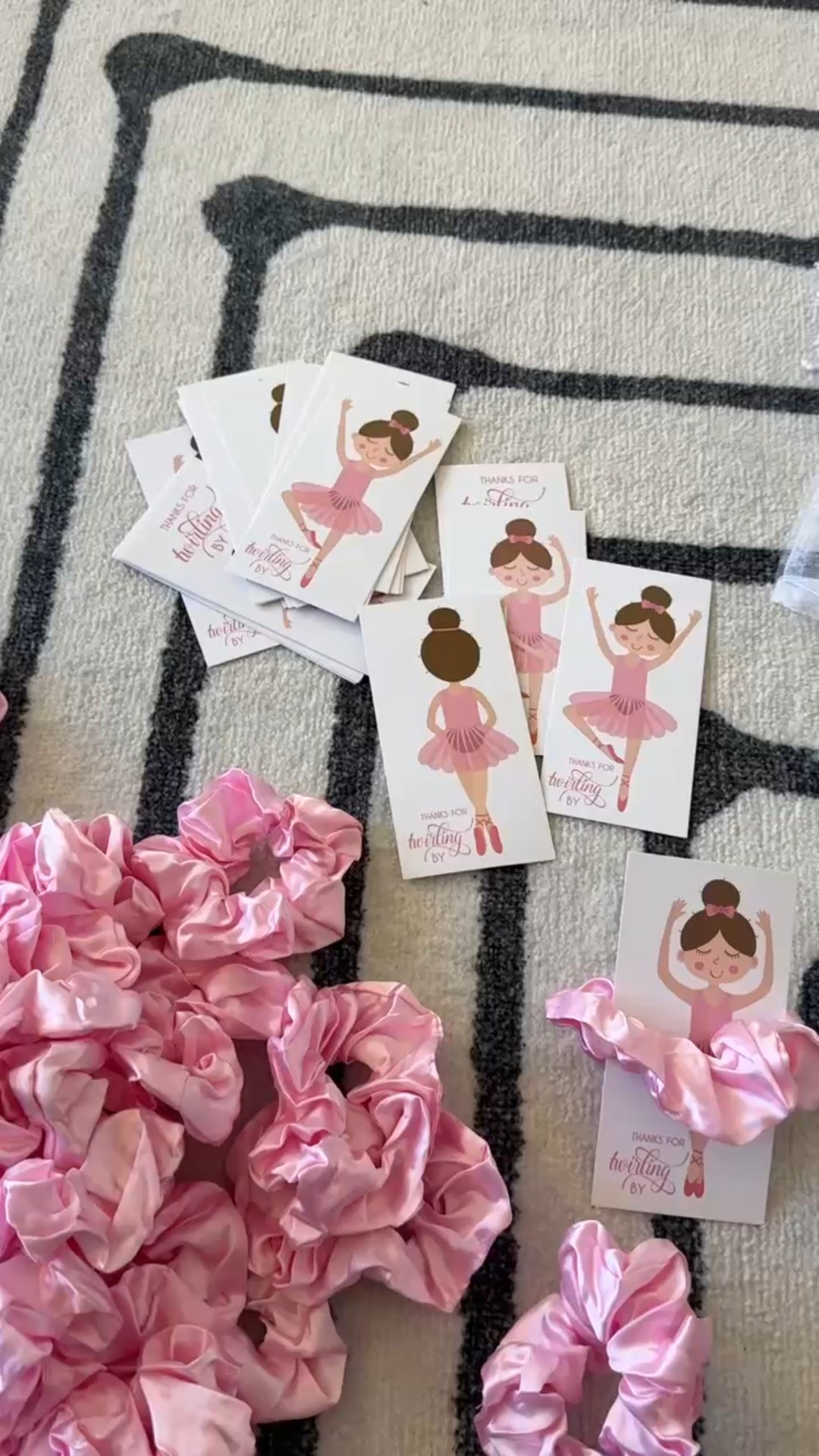 girls ballerina valentines! so cute with the scrunchies! 

#LTKKids #LTKValentine #LTKmomlife