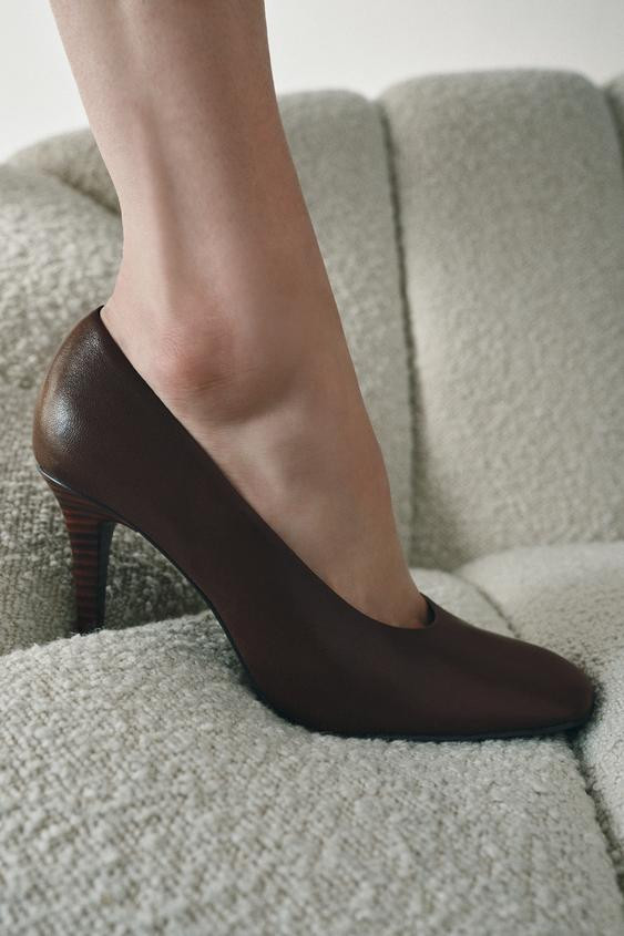 LEATHER SQUARE TOE HEELS | Zara US