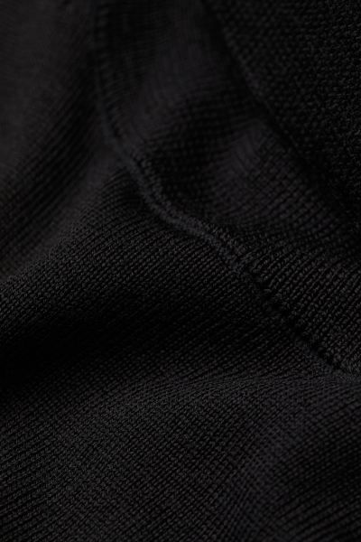 Merino Wool Turtleneck Sweater | H&M (US + CA)