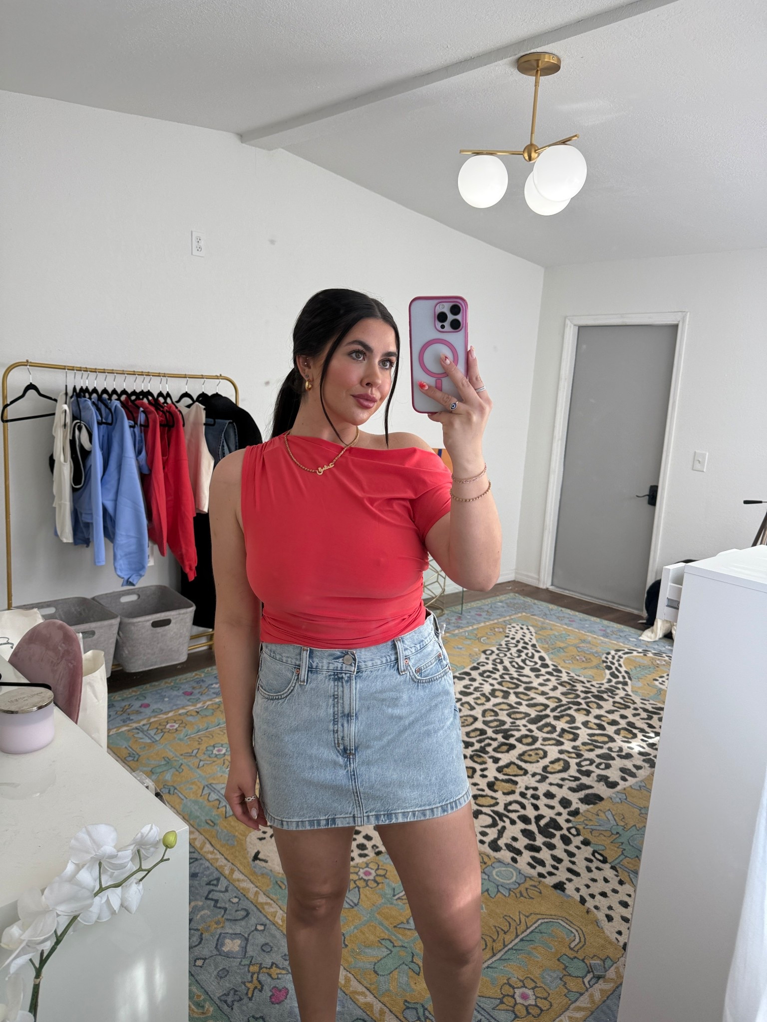 Simple night out OOTD! Both pieces from Aritzia. Top is size M & skirt is a 29!

#LTKStyleTip #LTKSpringSale #LTKFindsUnder100