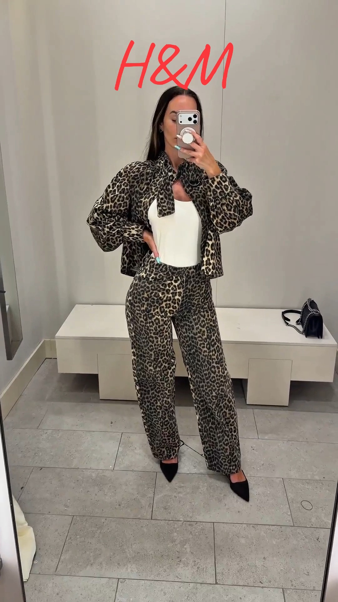 Ok girls, my third time at H&M and definitely getting more used to the sizing / fabrics. I’m loving all the leopard I found this time! I will say that most of the jeans have gapping in the back for me (24” waist and 39” hips) so if you are a similar shape just know you’ll either have to wear a belt, or tailor. 


H&M haul , H&M try on | leopard jeans | white jeans | H&M jeans | fall outfit inspo | airport outfit inspo

#LTKootd #LTKTall