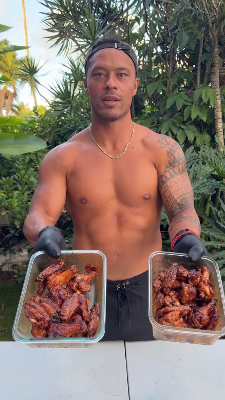 Recipe below 👇🏾🐓🍗 Smoked chicken wings for the game this weekend

- ﻿﻿Set @traegergrills to 225* super smoke
- ﻿﻿Coat wings in wagyu beef tallow @southchicagopacking
- ﻿﻿Season your wings with your favorite rubs @meatchurch @lootnbootybbq
- ﻿﻿Throw em on the smoker for about 30-45 mins
- ﻿﻿Flip wings
- ﻿﻿Increase temperature to 450* and cook till done
- ﻿﻿Pull off smoker and put in containers for different flavored wings
- ﻿﻿Use generous amount of @kosmosq wing dust to flavor wings (my favorite is the KICKIN CAJUN)
- ﻿﻿Shake shake shake
- ﻿﻿Enjoy!!!


#LTKActive #LTKHome #LTKMens