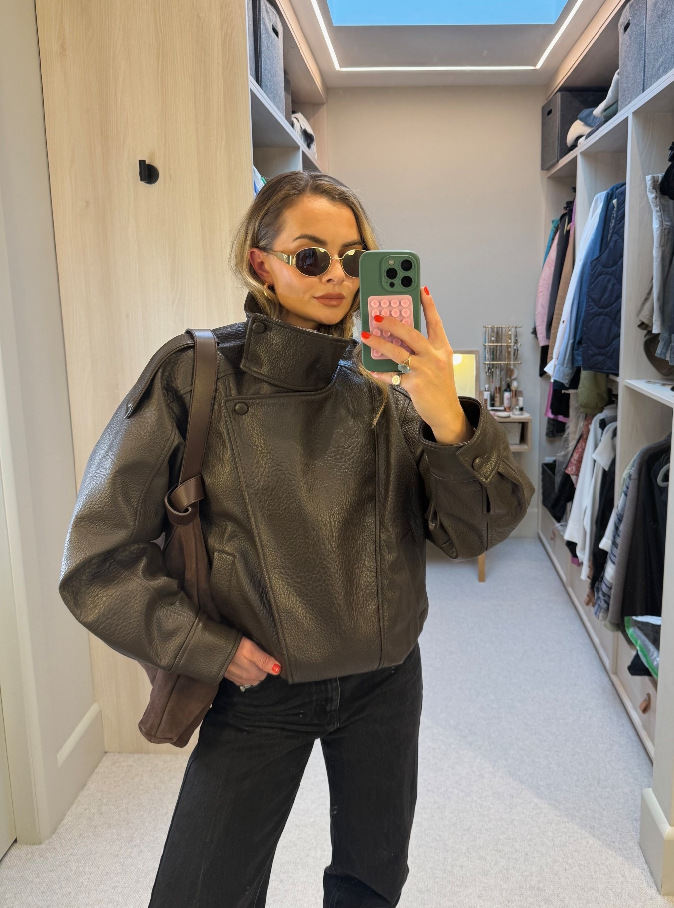 Rainy day in Belfast 

#LTKFashionMonth #LTKjeans #LTKwinter