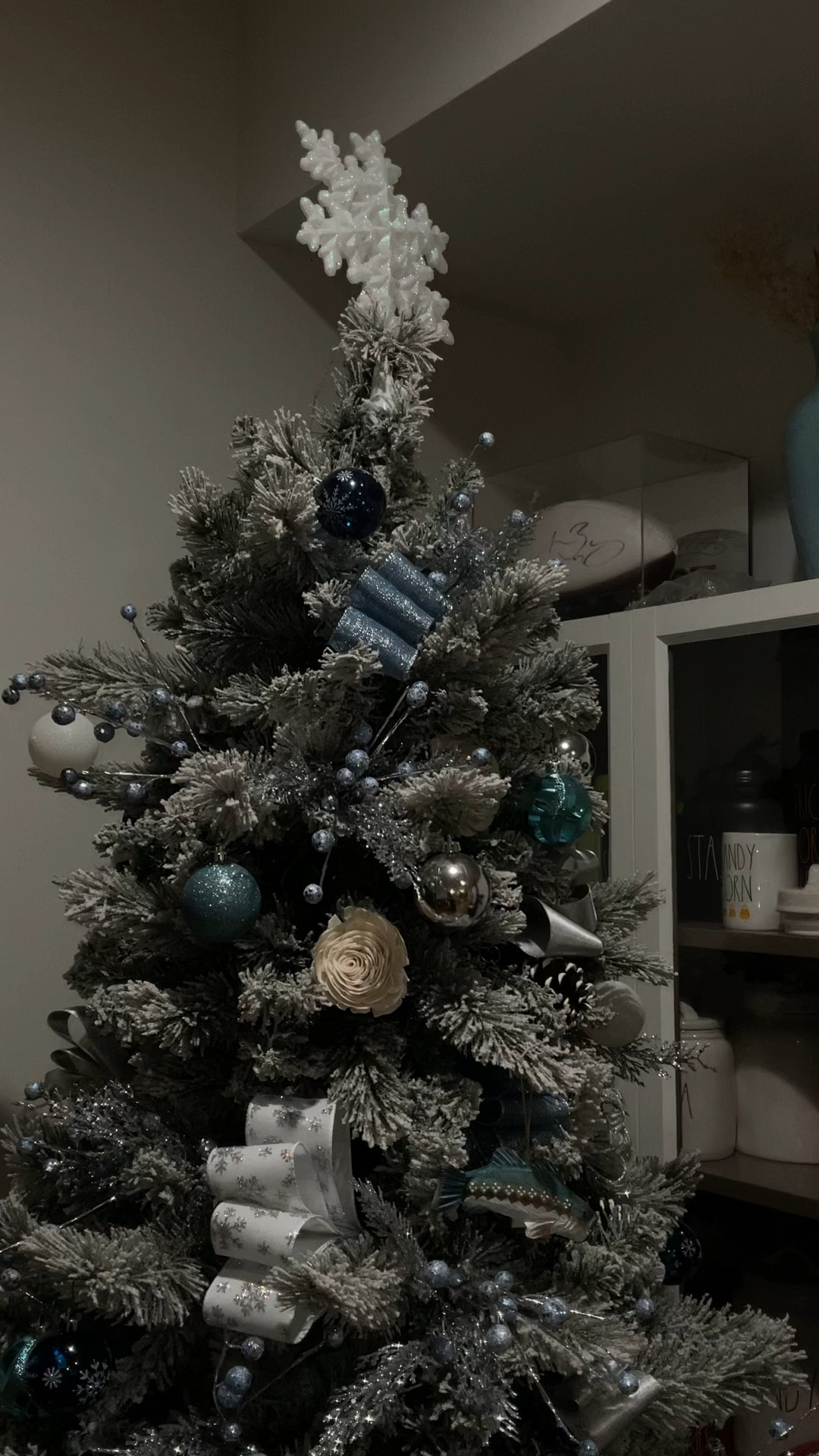 Sooo happy with how my blue and silver cool toned Christmas tree turned out! Here it is with the lights off ;) 

#LTKhome #LTKVideo #LTKHoliday