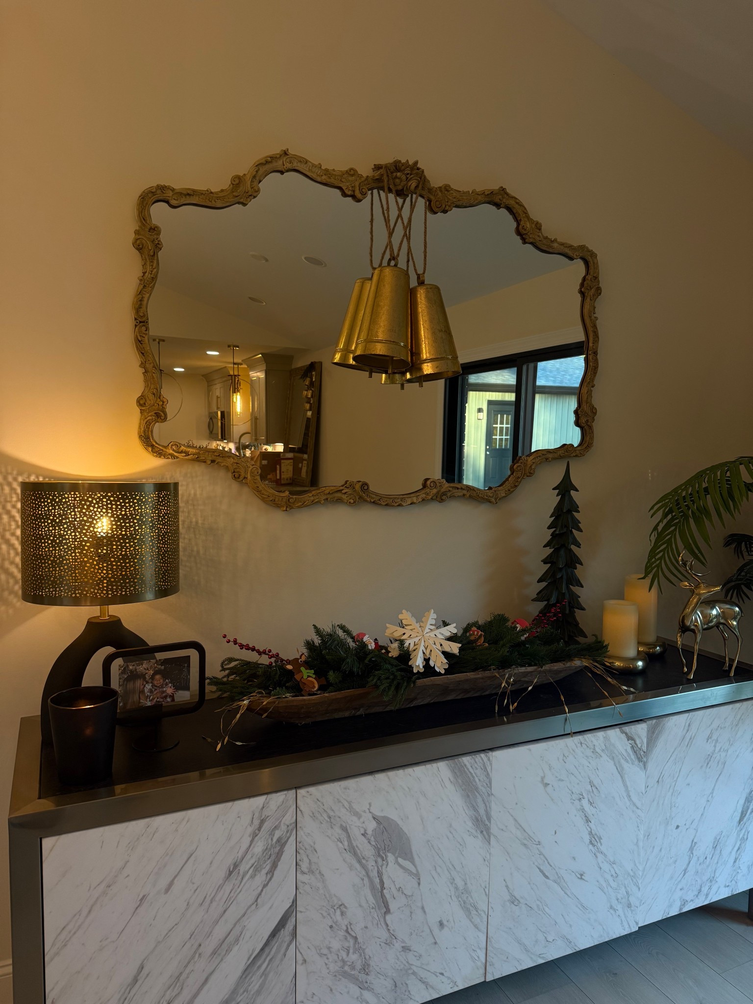 Winter Decor 

#LTKHoliday #LTKSeasonal #LTKHome