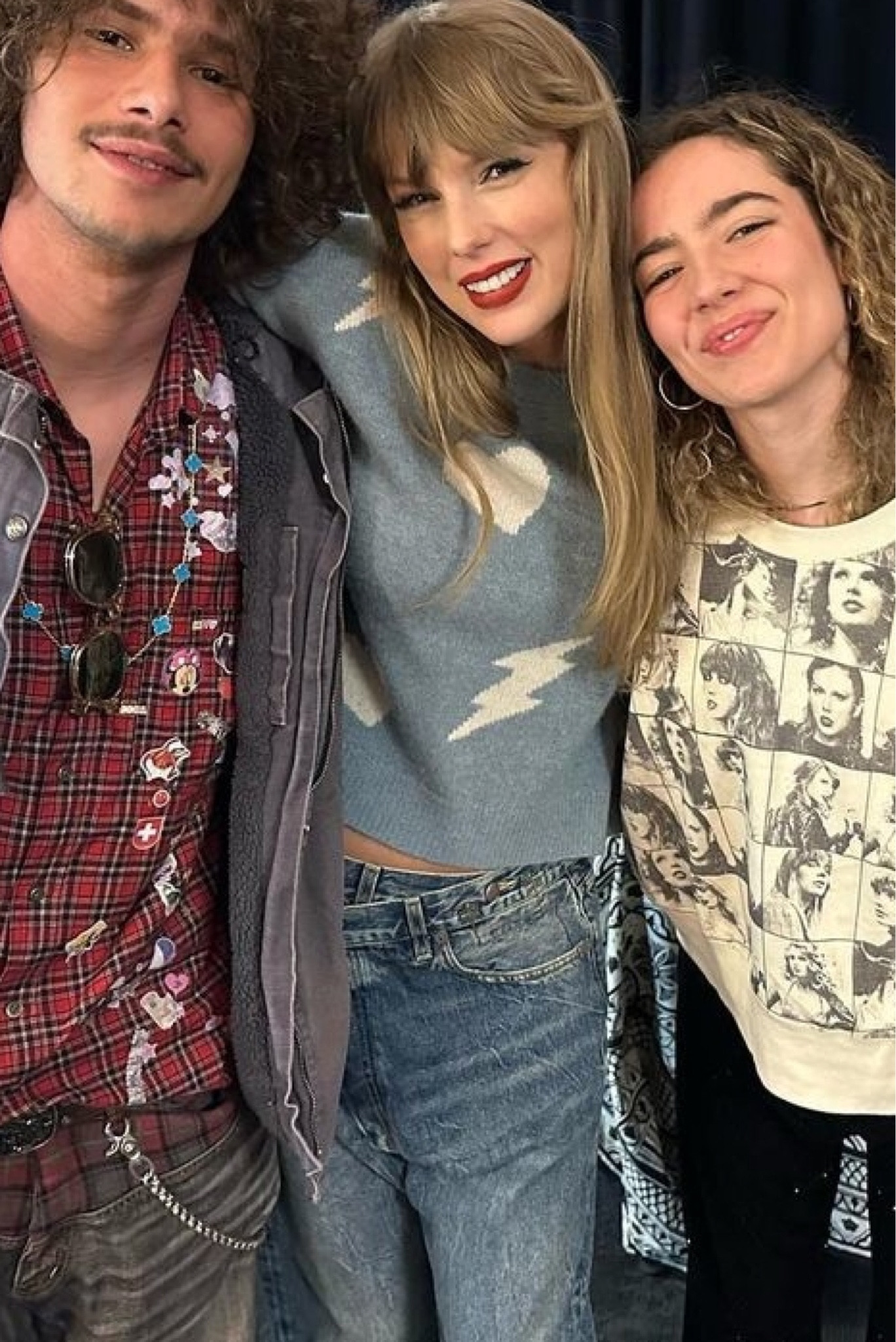 Shop Taylor Swift blue heart in lightning bolts cashmere sweater and crossover denim jeans that she wore on Laura Dern's Instagram page 

#LTKsalealert #LTKFind #LTKstyletip
