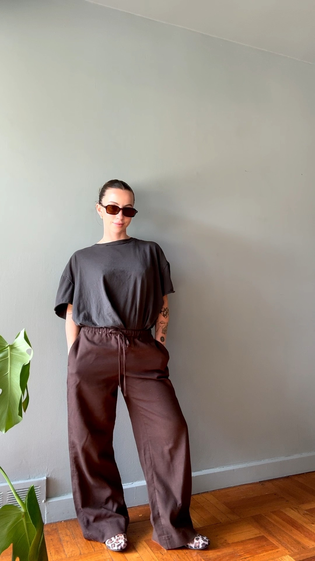 These pants are my FAVORITE! I wear them all year long! Size XS short!

The scrunchie is from free people but I tagged a dupe because it's no longer on the site! 

This t-shirt got me through pregnancy and postpartum. The best! Size small! 

#LTKPetite #LTKShoeCrush #LTKStyleTip