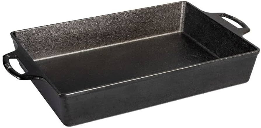 Lodge 9"x13" Cast Iron Casserole, Black | Amazon (US)