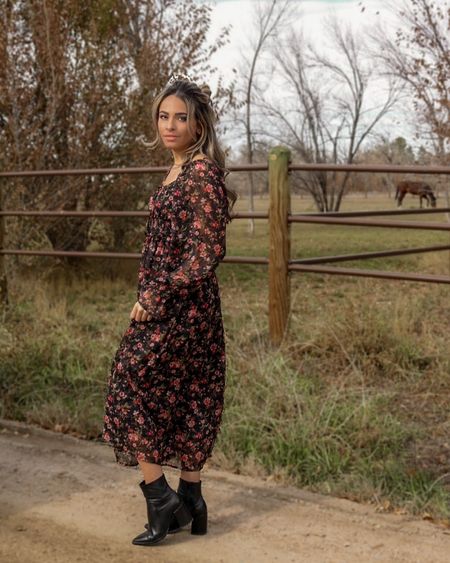 The cutest PinkBlush dress for the holidays!

#LTKSeasonal #LTKstyletip #LTKHoliday