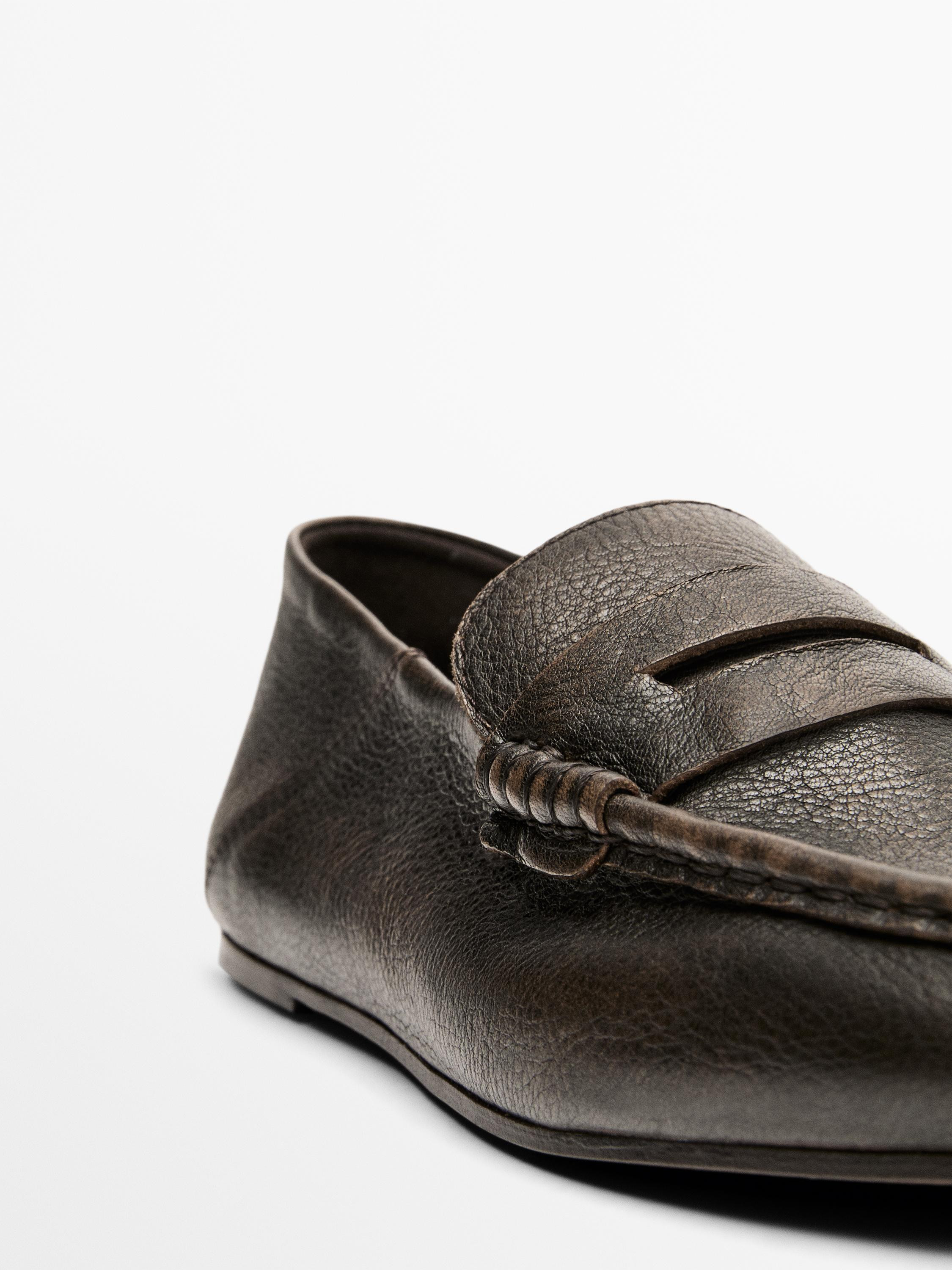 Brushed leather mule loafers | Massimo Dutti US