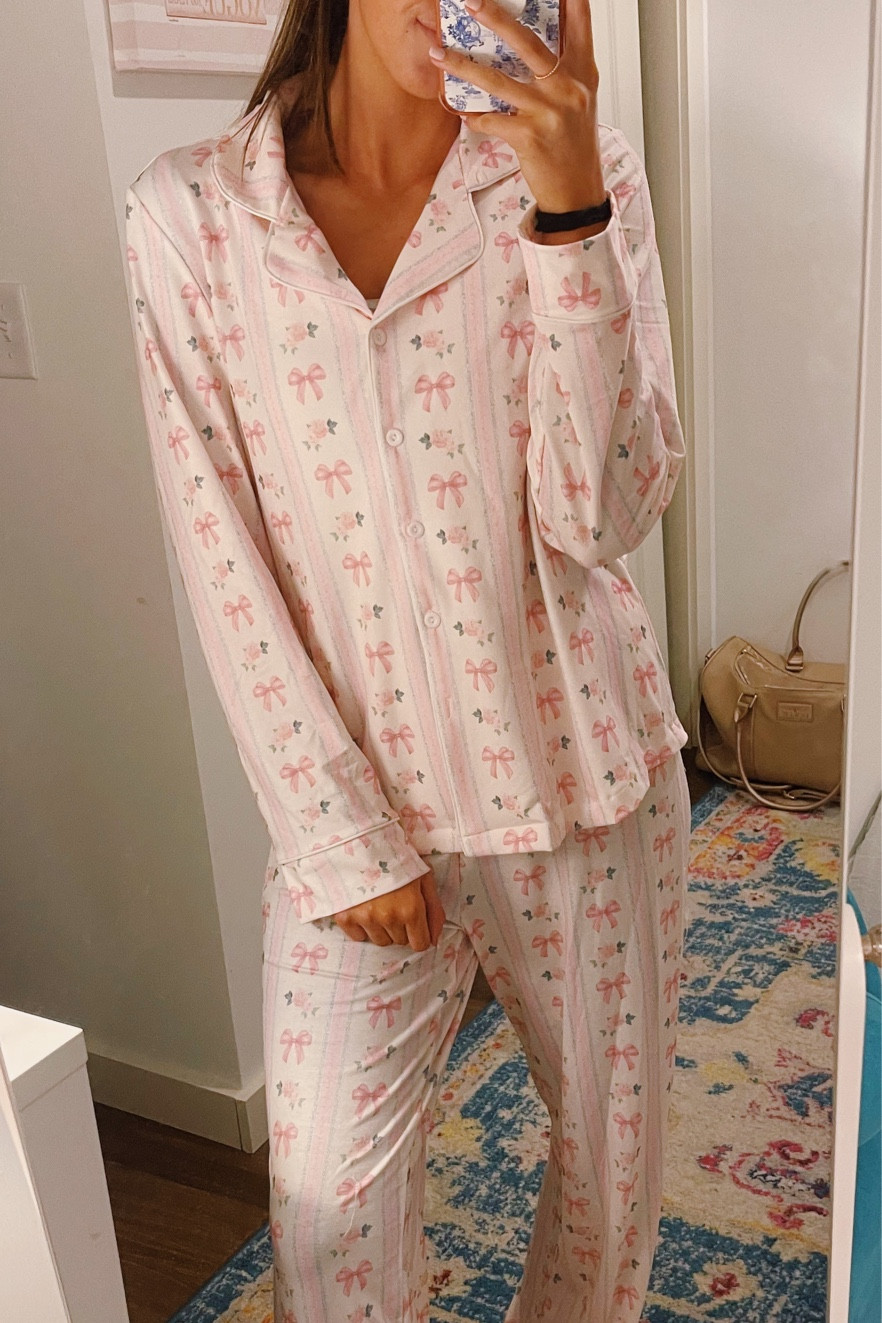 These pjs are my new fav things ever 🎀

#LTKGiftGuide #LTKstyletip #LTKfindsunder50