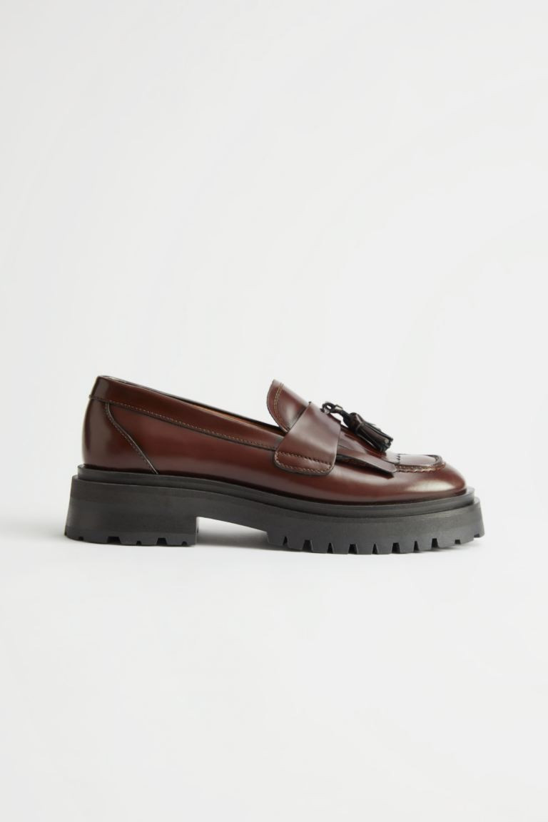 Grove leren loafers met kwastjes | H&M (DE, AT, CH, NL, FI)