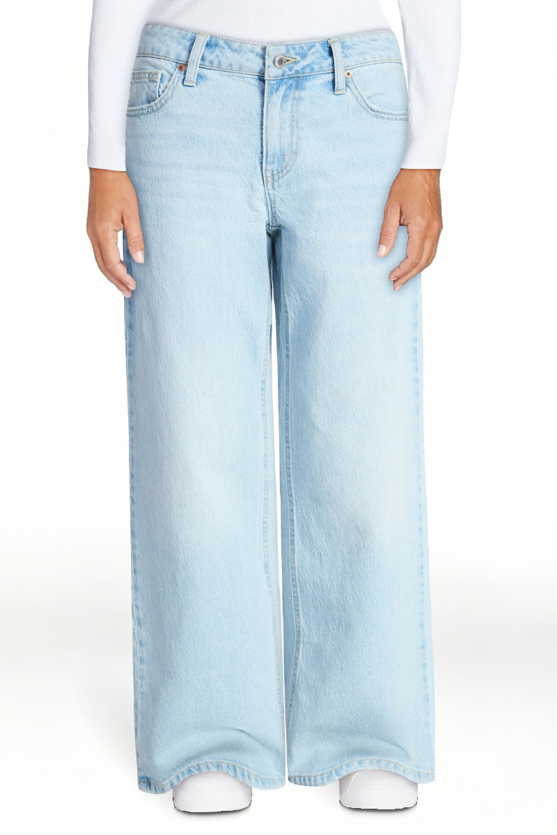 No Boundaries Mid Rise Baggy Jeans, 29", 31", 33" Inseams, Women's Sizes 00-24W | Walmart (US)