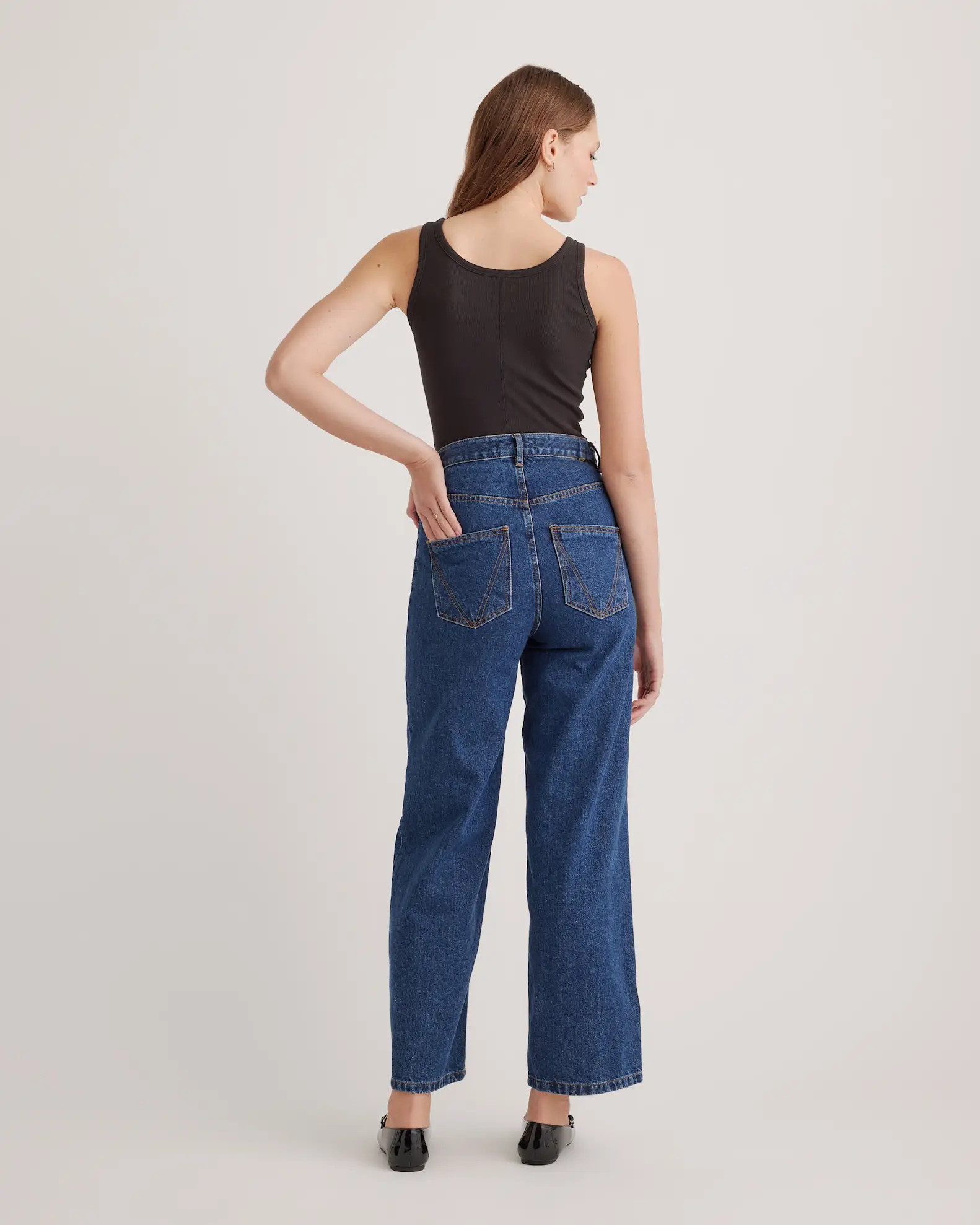 Organic Cotton Micro-Rib Scoop Neck Tank in Black | Quince