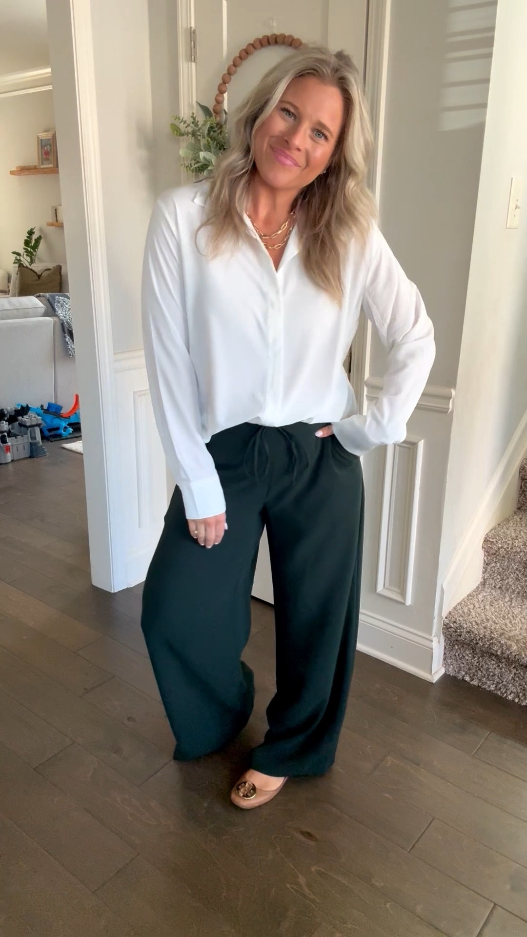Loving a chic top with slouchy pants. Elevated yet comfy 🤌🏼
Top: M
Pants: M

#LTKWorkwear #LTKootd #LTKFindsUnder50