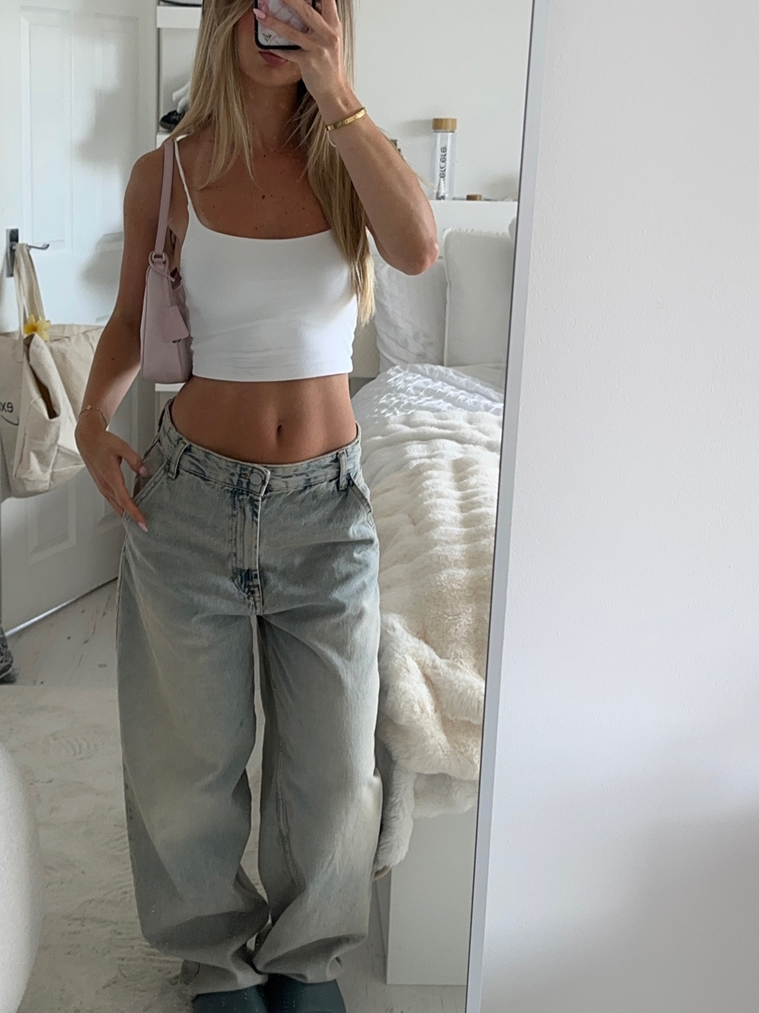 basic outfit inspo <3
