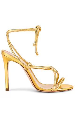 Dale Sandal in Ouro | Revolve Clothing (Global)