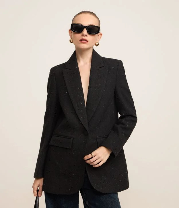 Blazer Oversized em Polivelour com Lapelas e Brilhos Preto - Lojas Renner | Renner (BR)