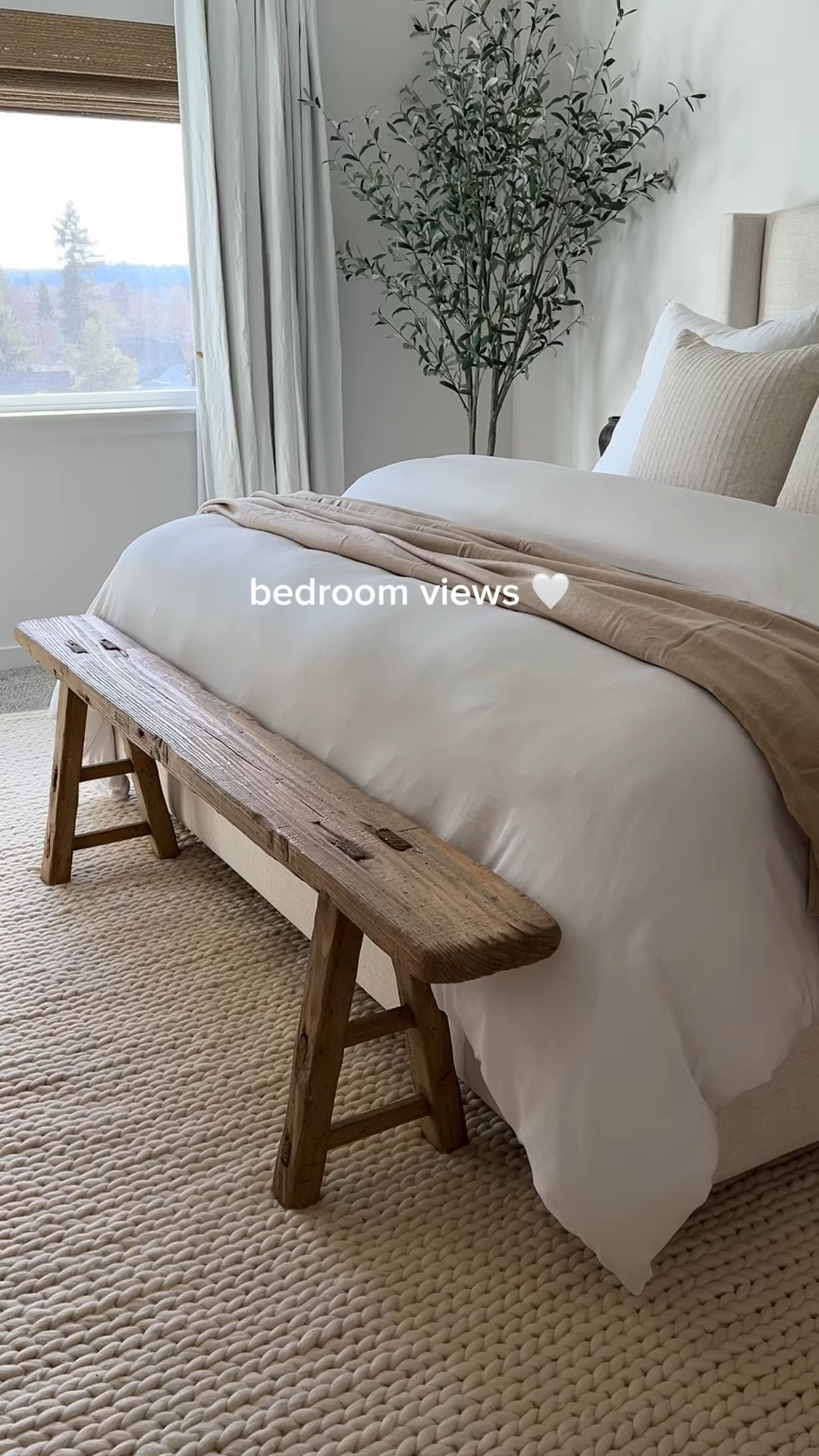 Bedroom views #LTKhome

#LTKVideo