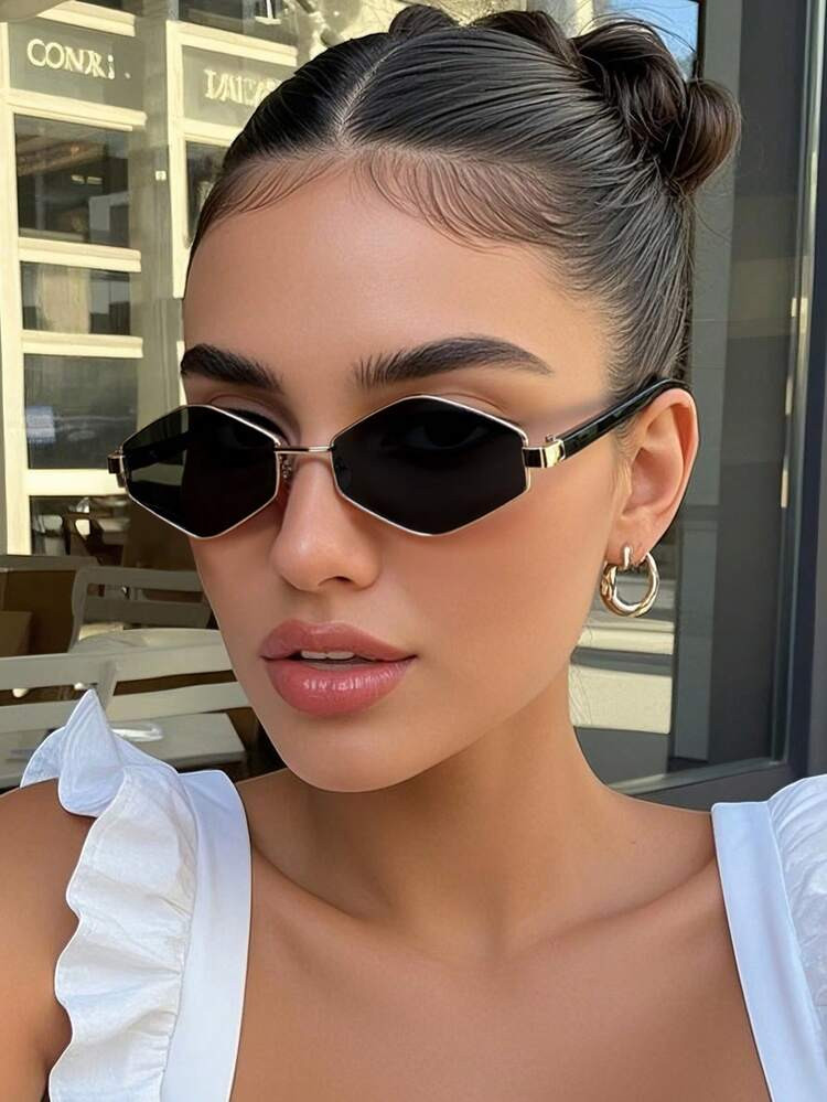 From
CA$6.08
-5%
CA$6.40
1/2/3 Pair Unisex Geometric Small Frame Minimalist Metal Fashion Sunglasses, Suitable For Elegant Attire, Travel, Sports, Driving, Festivals, Beach, Music Festivals, Outings, Summer Accessories, Vacation, Family Outings, Golf, Hiking, Street Style, Sports, Parties, Outdoor Activities, Street Style, Fishing, Holidays, Vacation
4.97
(1,143)
#16 Bestseller
in Multicolor Women Sunglasses

Style Type
Black and Gray
Golden Tea
Gold Ash
3pcs
2pcs
2pcs-1
4 left
Bean Flower Tea
Silver Frame Mercury
3 left
Qty:

 | SHEIN