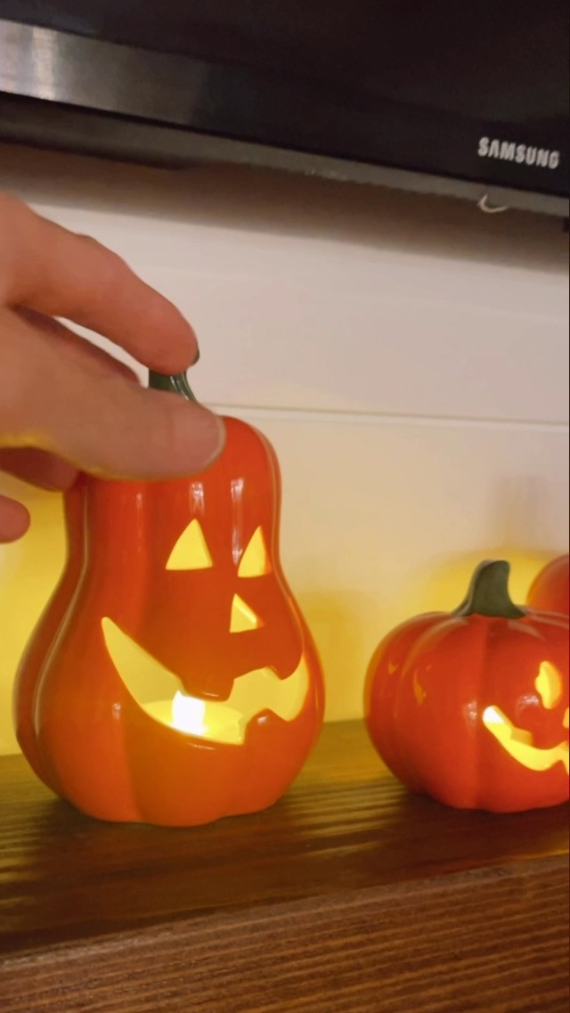 Set of 3 Pumpkin tea light holders 3 tea lights included | Amazon (US)
