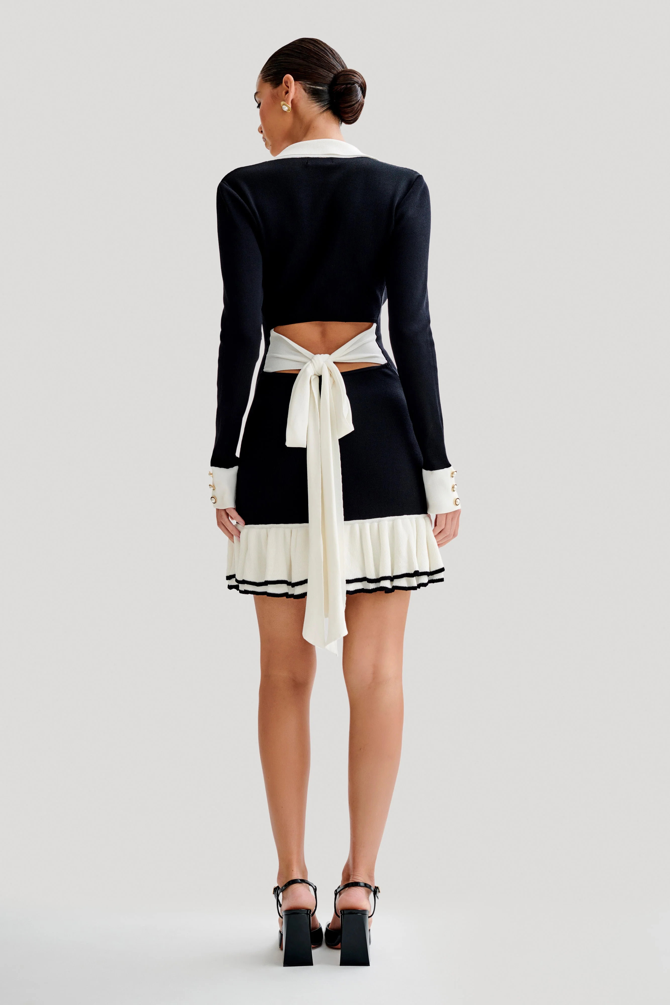 Contrast Frill Mini Dress - Black | MESHKI US