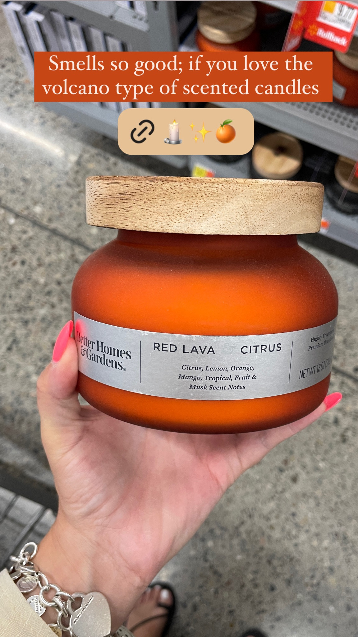 One of my favorite candles that smells like an Anthro dupe from Walmart
🕯️💨🍊