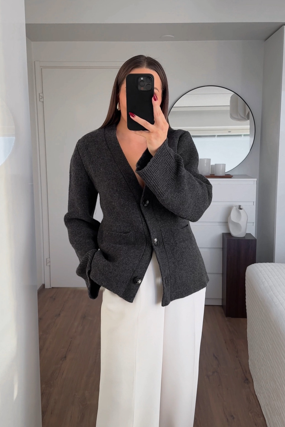 New In | Knitted Wool Cardigan 🩶
Wearing a size M

#LTKstyletip #LTKeurope #LTKwinter