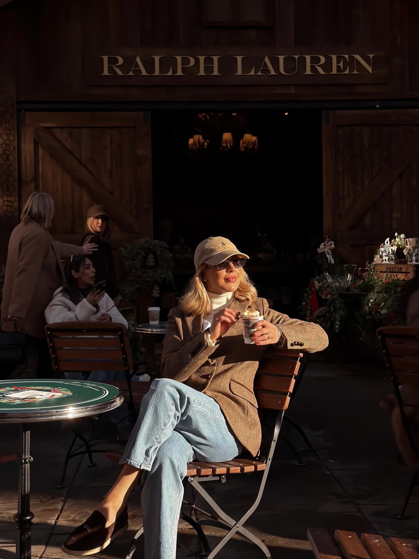 A casual everyday look with jeans and a blazer 

#LTKstyletip #LTKwinter