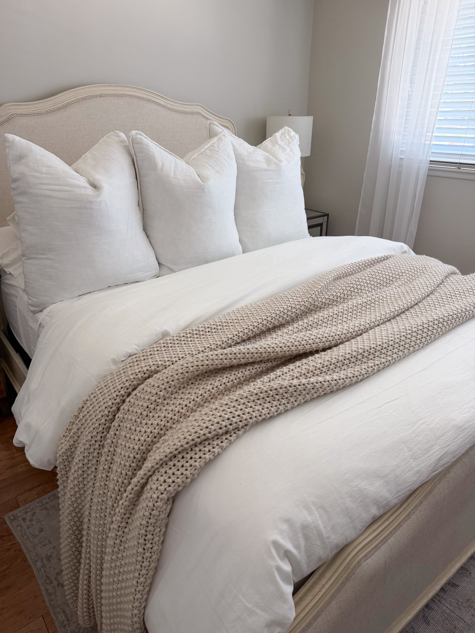 cozy neutral bedding 🤍☁️

Amazon zipper duvet, Amazon euro sham pillows, linen shams, target knit throw

#LTKHome