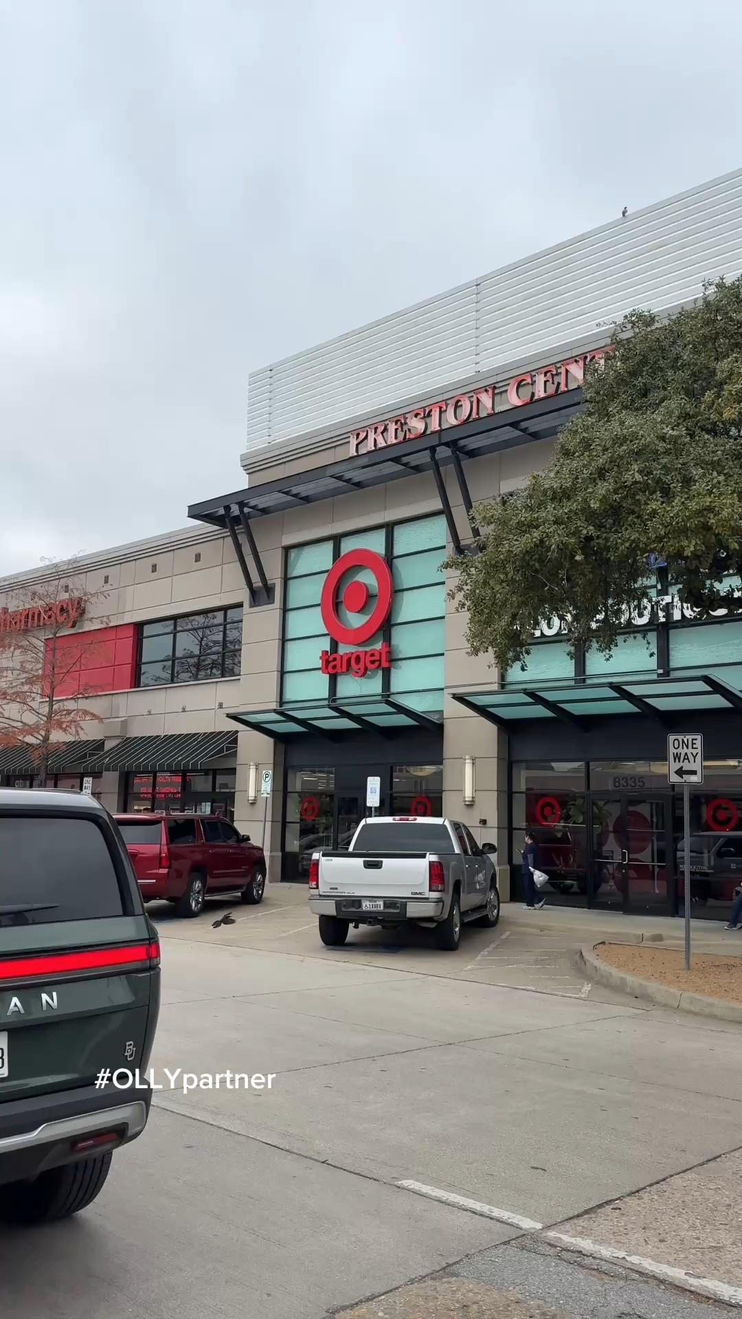 The new @ollywellness Body Wash is the perfect product to wash off the stress of the holidays and reset for the new year!! Under $10, plus enjoy the January promo (1/1–1/30): $3 off 1 OLLY Body Wash at purchase. #OLLYpartner #wetjanuary

#LTKvlog #LTKBeauty #LTKselfcare