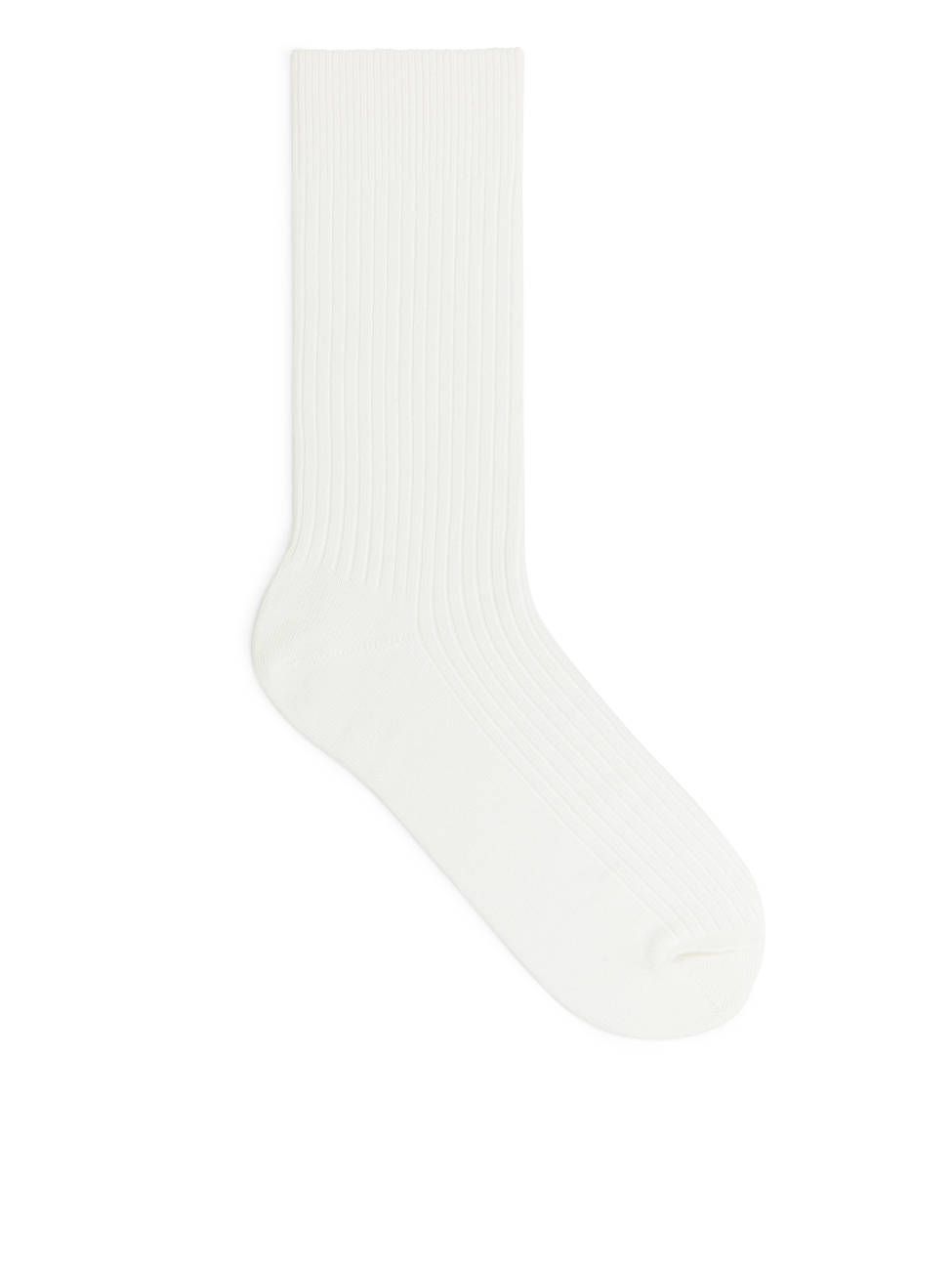 Gerippte Socken aus Supima-Baumwolle
            
            €5 | ARKET (US&UK)