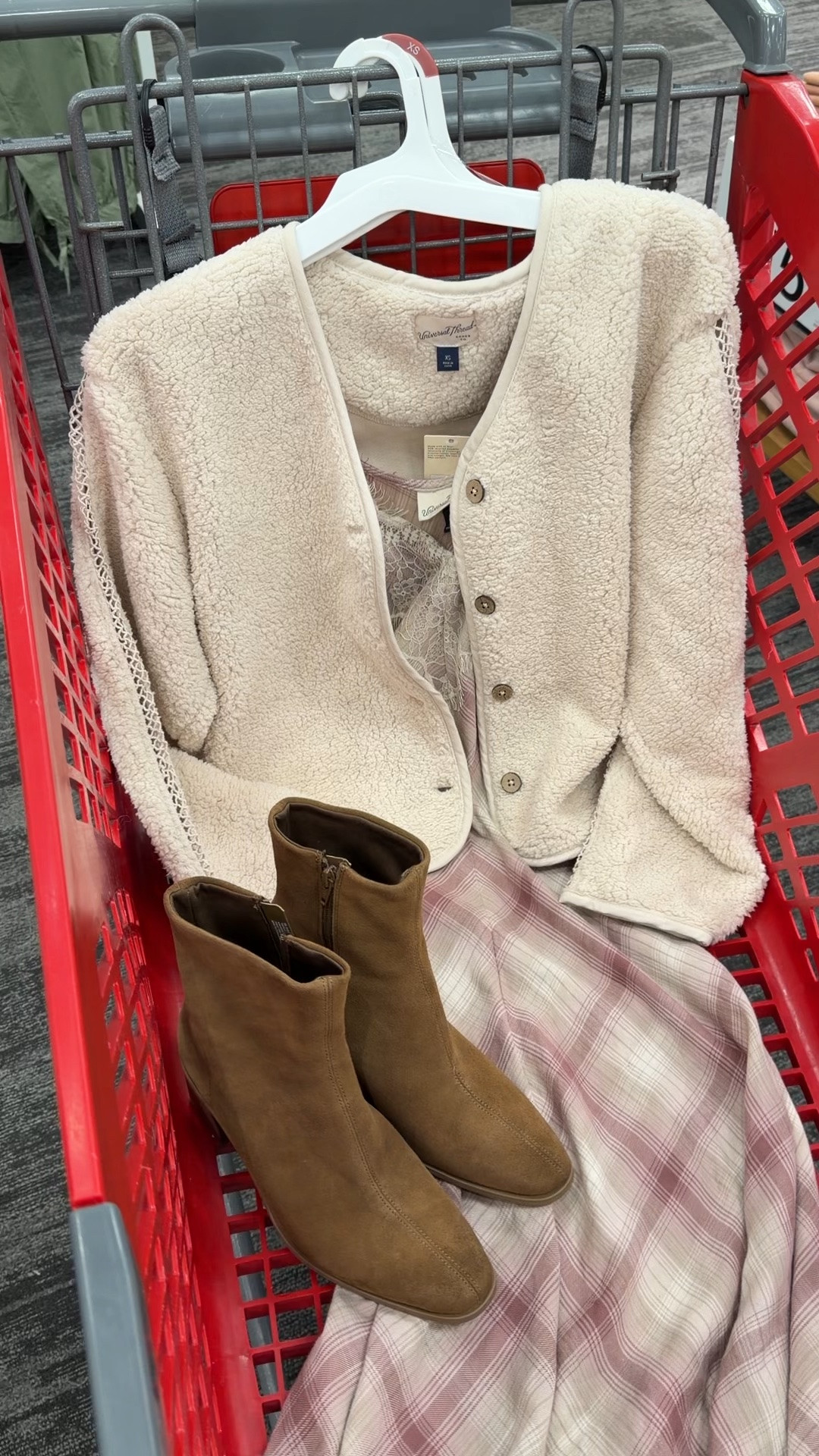 Target fall outfit idea with this plaid maxi dress that has a pretty lace detail, layered with this super soft sherpa jacket that has a beautiful sleeve detail (zoom in!) and then some genuine suede boots. Family photos date night Thanksgiving outfit