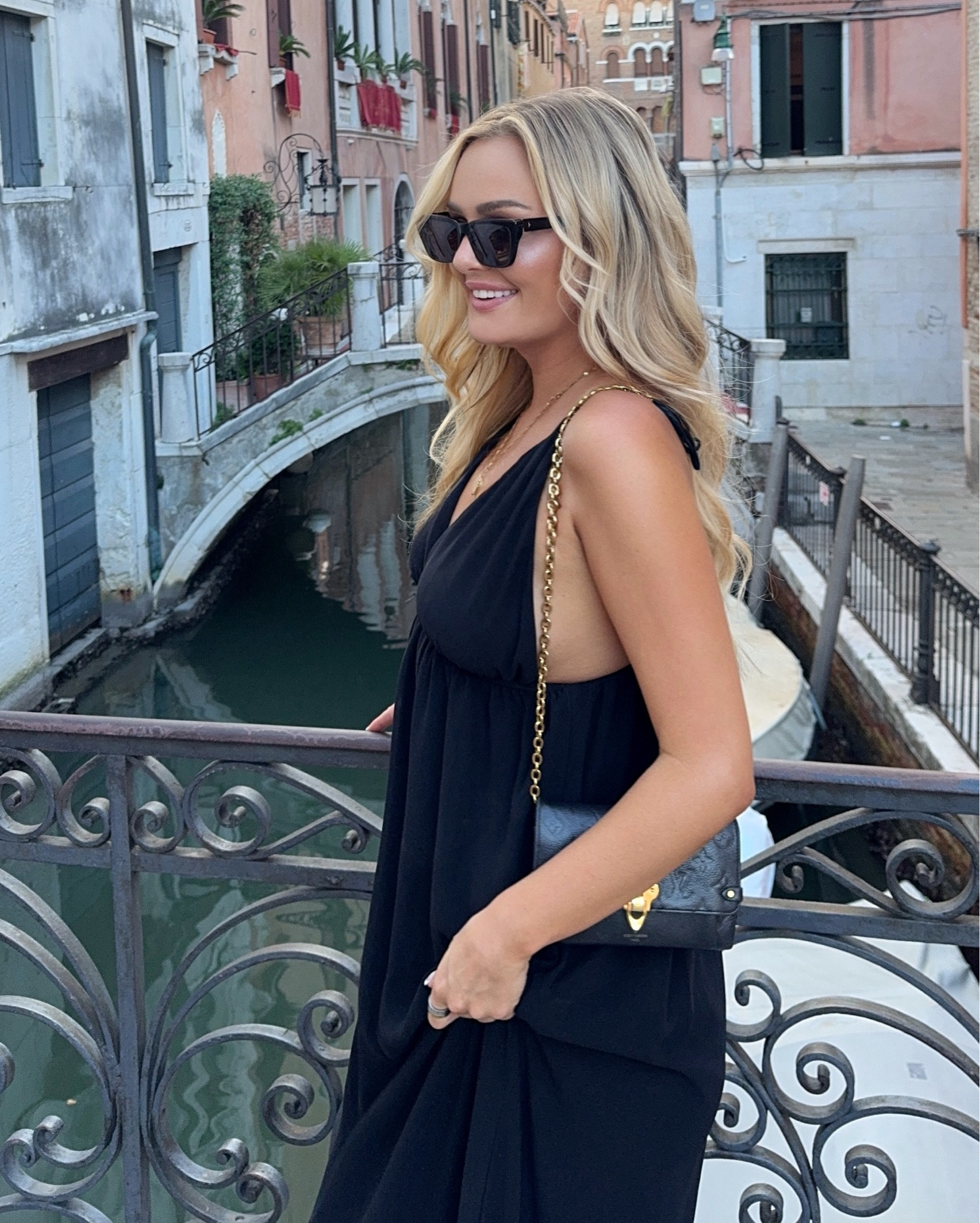 Day/night maxi dress

#LTKFindsUnder100 #LTKStyleTip #LTKTravel