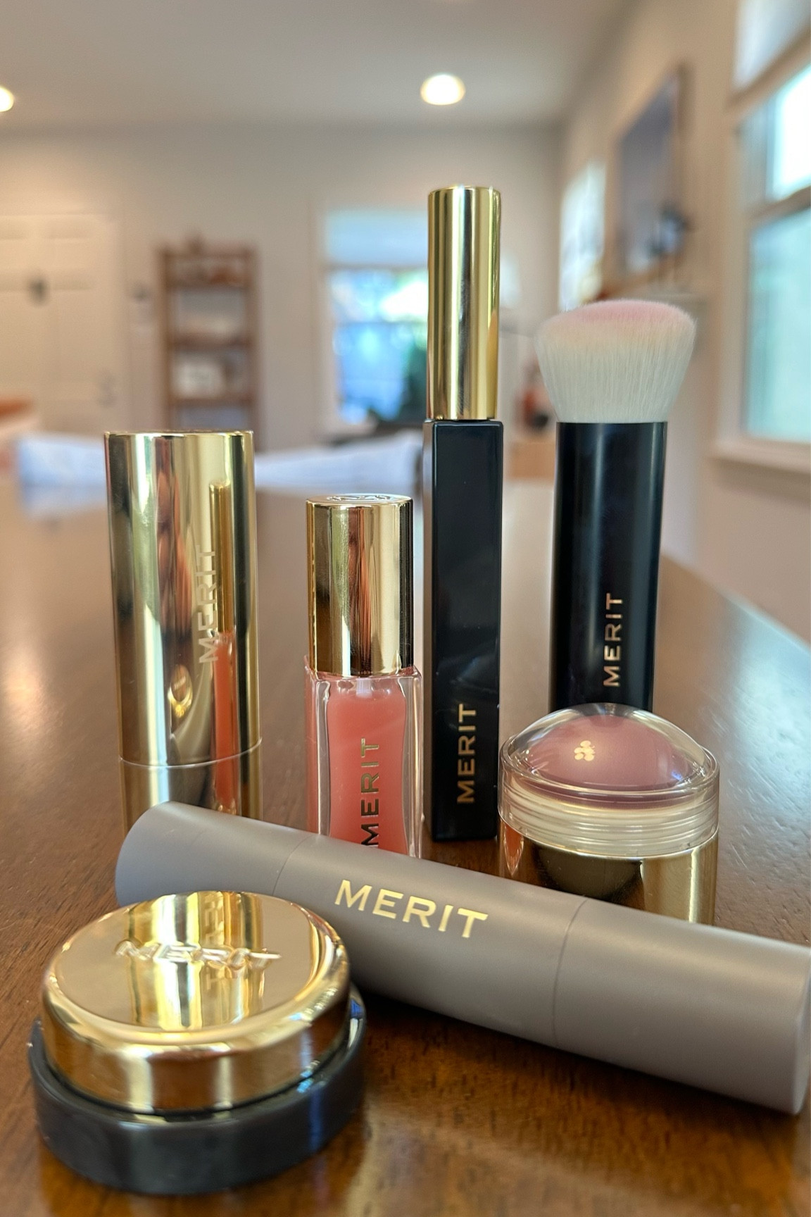 Loving these Merit products!! 

I have the Minimalist Stick in Linen
the Solo Shadow in Midcentury
the Flush Blush in Beret
the Broze Balm in Seine
and the Shade Slick Lip Oil in Jete



#LTKbeauty #LTKSeasonal
