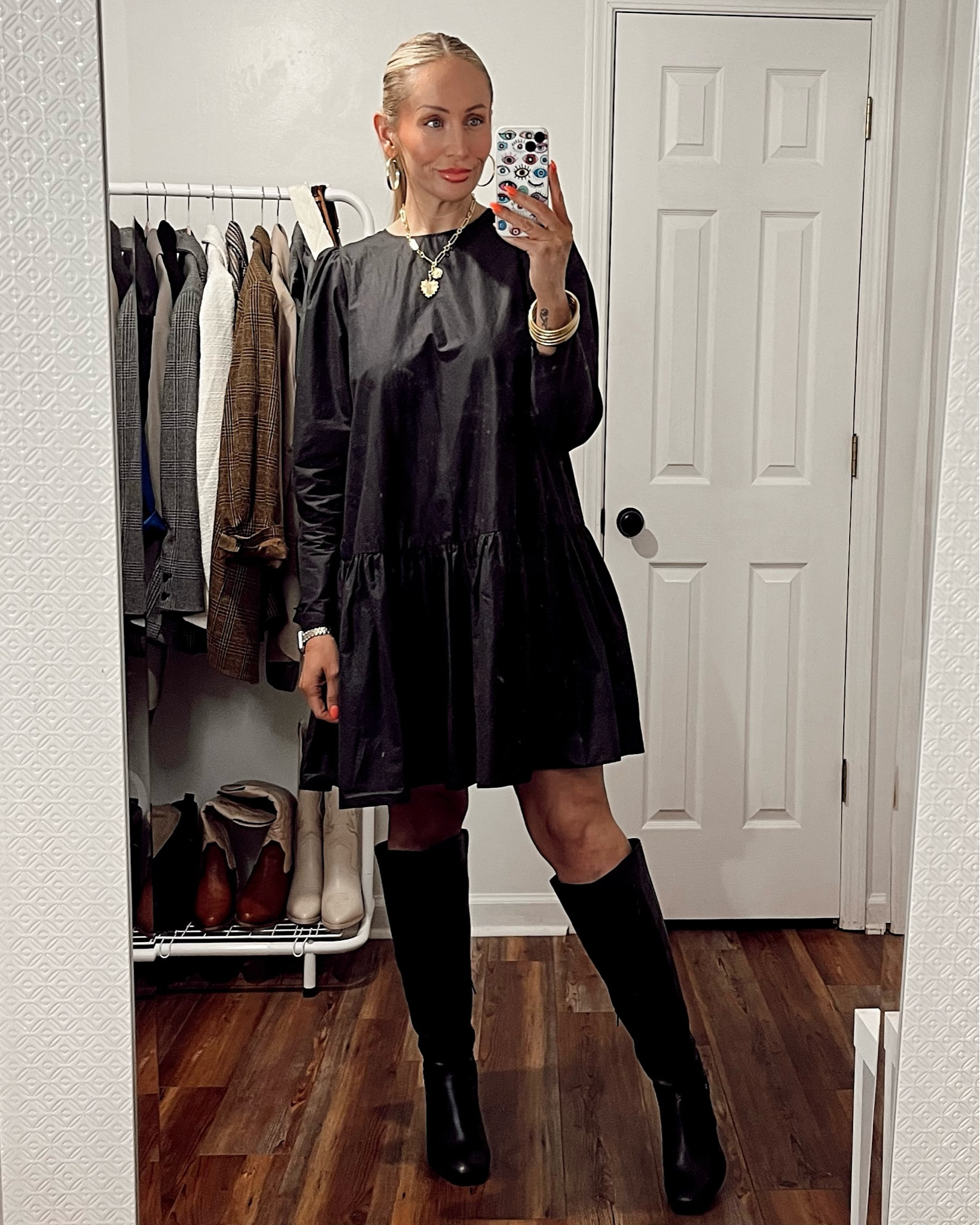 All black work ootd 
.
.
.
.
#allblack #workootd #midsizestyle #midsizeoutfits 

#LTKstyletip #LTKworkwear #LTKmidsize