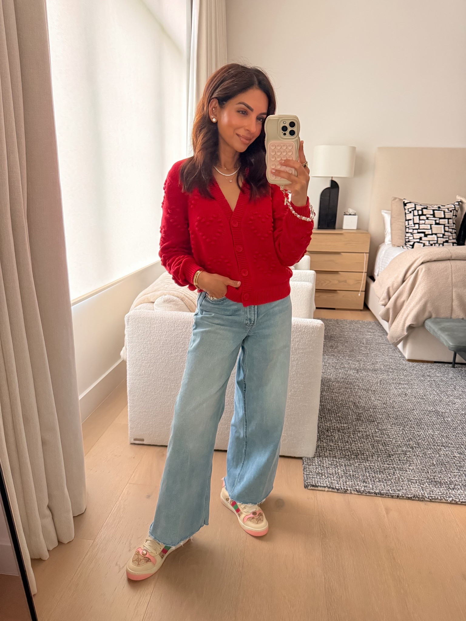 Wearing an xs in sweater, 24 in denim & TTS in sneakers 

#LTKootd #LTKPetite